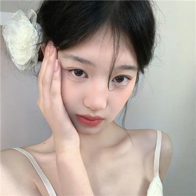 低沉的天空